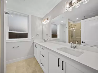 Laundry Room Photo of 3 20926 83 Avenue, Langley, BC