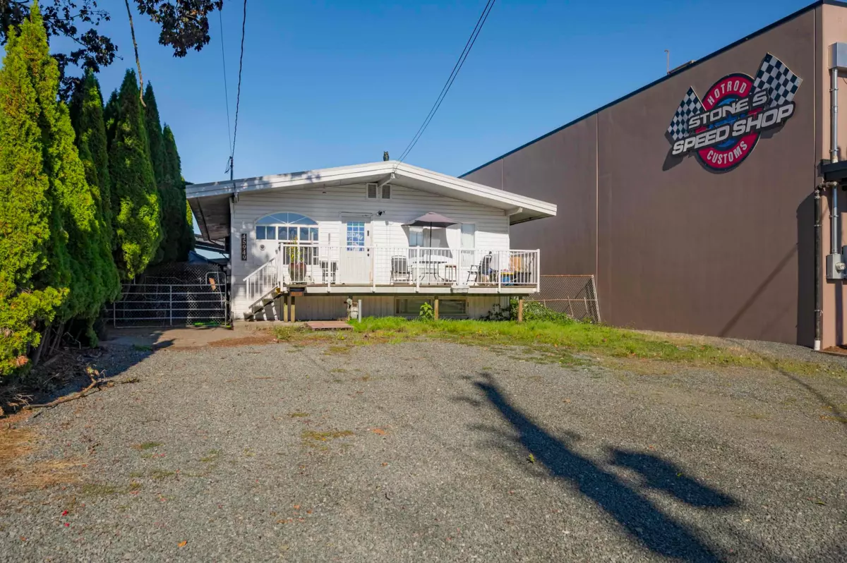 Living Room Photo of 45949 Rowat Avenue, Chilliwack, BC