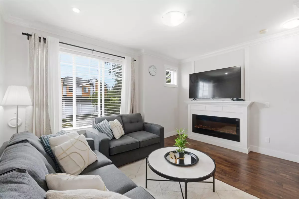 Family Room Photo of 17 8747 162 Street, Surrey, BC