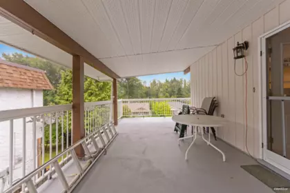 Garden / Landscaping Photo of 5350 Braelawn Drive, Burnaby, BC