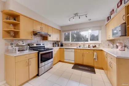 Primary Bedroom Photo of 5350 Braelawn Drive, Burnaby, BC