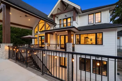 Hot Tub / Spa Photo of 23407 24 Avenue, Langley, BC