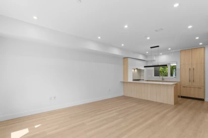 Breakfast Nook Photo of 111 342 Mountain Highway, North Vancouver, BC