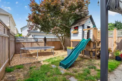 Community Amenities Photo (Clubhouse) of 19289 69 Avenue, Surrey, BC