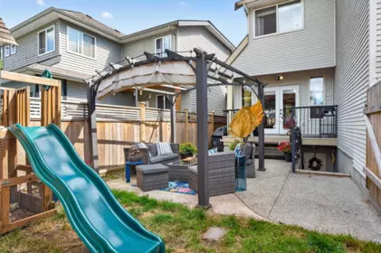 Neighborhood Park Photo Near 19289 69 Avenue, Surrey, BC