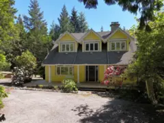 1397 Tanager Place, Roberts Creek, BC