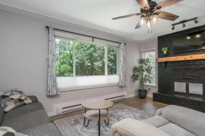 Breakfast Nook Photo of 34898 Laburnum Avenue, Abbotsford, BC