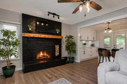 Primary Bedroom Photo of 34898 Laburnum Avenue, Abbotsford, BC