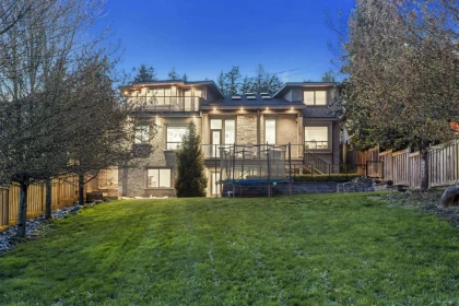 8656 Gilley Avenue, Burnaby, BC, Burnaby — Single Family Residence for sale
