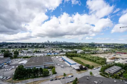 1904 2200 Douglas Road, Burnaby, BC, Burnaby — Apartment/Condo for sale