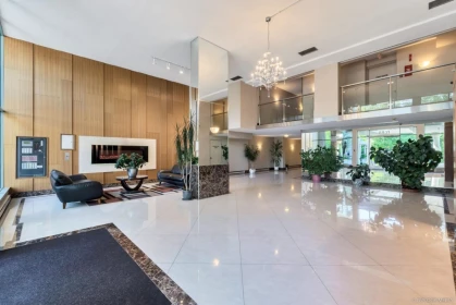 1602 8831 Lansdowne Road, Richmond, BC, Richmond — Apartment/Condo for sale