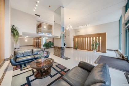 1602 8831 Lansdowne Road, Richmond, BC, Richmond — Apartment/Condo for sale