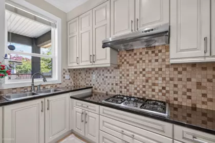 Guest Bathroom Photo of 5299 Cranbrook Avenue, Richmond, BC