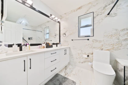 Powder Room Photo of 5835 Crescent Drive, Delta, BC