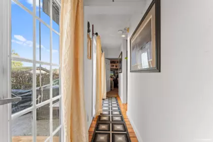 Kitchen Photo of 17307 58th Avenue, Surrey, BC