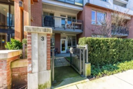3 2651 Library Lane, North Vancouver, BC