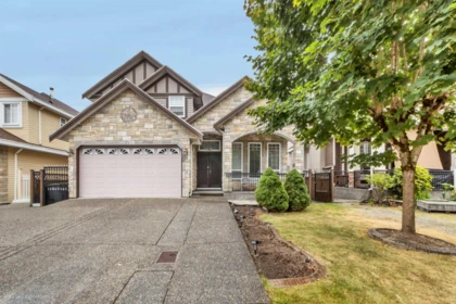 6968 151a Street, Surrey, BC, Surrey — Single Family Residence for sale