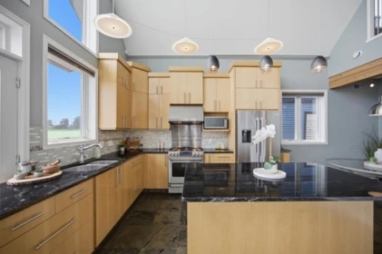 Breakfast Nook Photo of 11 700 South Dyke Road, New Westminster, BC