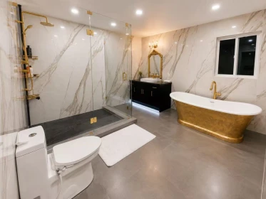 Kitchen Island Photo of 1 1102 Largo Road, Roberts Creek, BC