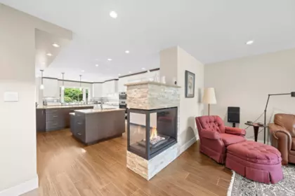 Breakfast Nook Photo of 10131 Hollywell Drive, Richmond, BC