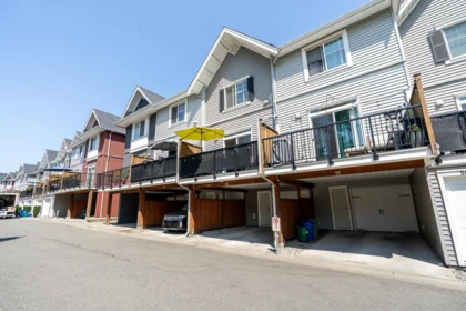 54 19128 65 Avenue, Surrey, BC, Surrey — Townhouse for sale