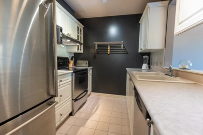 303 6838 Station Hill Drive, Burnaby, BC, Burnaby — Apartment/Condo for sale