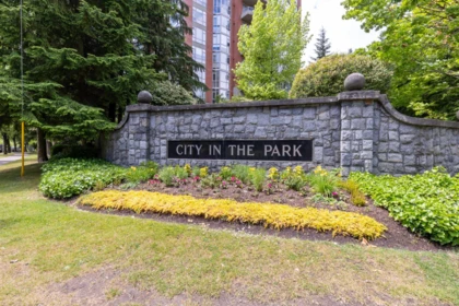 303 6838 Station Hill Drive, Burnaby, BC, Burnaby — Apartment/Condo for sale