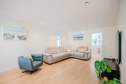 10280 Hollywell Drive, Richmond, BC, Richmond — Single Family Residence for sale