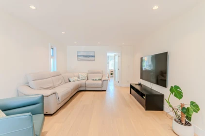 10280 Hollywell Drive, Richmond, BC, Richmond — Single Family Residence for sale