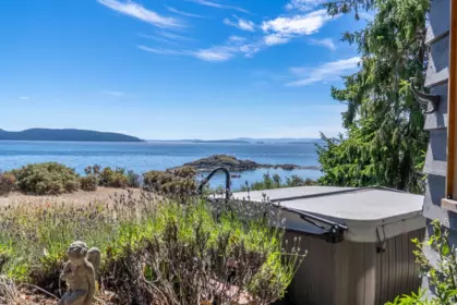 Front Yard Photo of 9919 Southlands Drive, Pender Island, BC