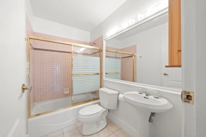 109 8680 Lansdowne Road, Richmond, BC, Richmond — Apartment/Condo for sale