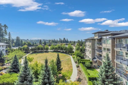406 3156 Dayanee Springs Boulevard, Coquitlam, BC, Coquitlam — Apartment/Condo for sale
