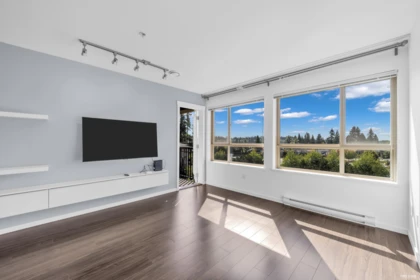 406 3156 Dayanee Springs Boulevard, Coquitlam, BC, Coquitlam — Apartment/Condo for sale
