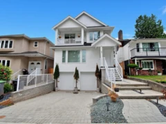 2 2254 E 24th Avenue, Vancouver, BC