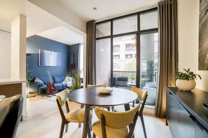 Hot Tub / Spa Photo of 205 531 Beatty Street, Vancouver, BC