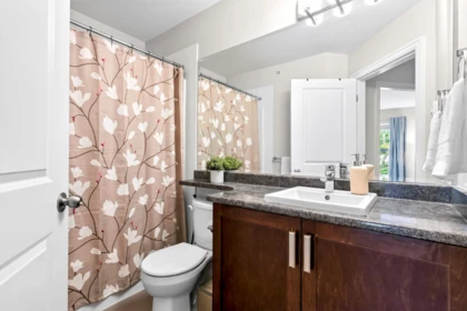 Laundry Room Photo of 6858 208 Street, Langley, BC