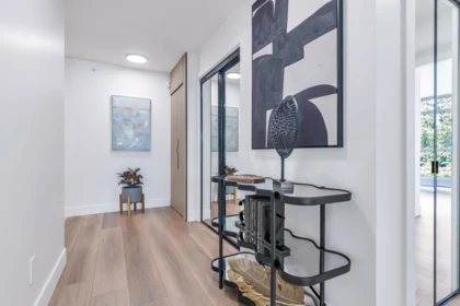 1001 2733 Chandlery Place, Vancouver, BC, Vancouver — Apartment/Condo for sale