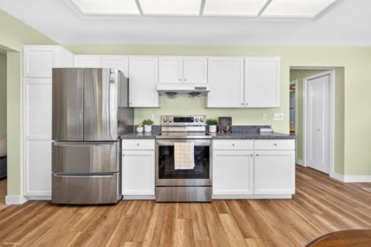 Kitchen Island Photo of 234 7156 121 Street Street, Surrey, BC