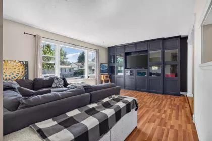 Living Room Photo of 32539 Pandora Avenue, Abbotsford, BC