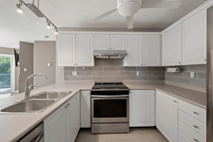 Kitchen Island Photo of 315 22150 48 Avenue, Langley, BC