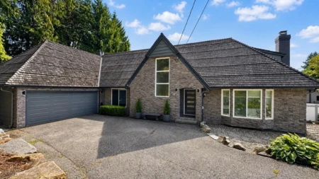 4785 Estevan Place, West Vancouver, BC, West Vancouver — Single Family Residence for sale