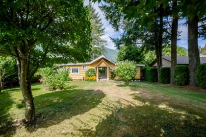 Family Room Photo of 43885 Chestnut Lane, Mission, BC