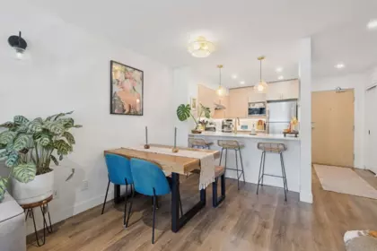 Dining Area Photo of 203 38 Seventh Avenue, New Westminster, BC