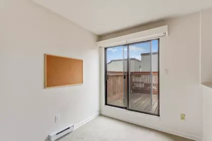 Basement Recreation Room Photo of 202 836 Twelfth Street, New Westminster, BC