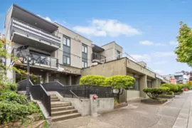 202 836 Twelfth Street, New Westminster, BC