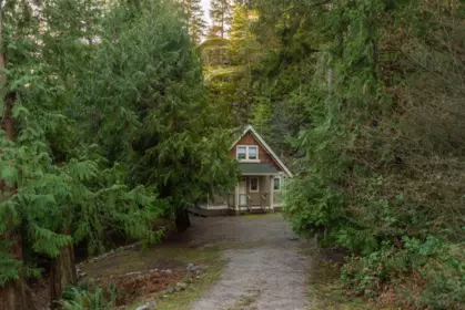 Basement Recreation Room Photo of 13489 Lee Road, Pender Harbour, BC