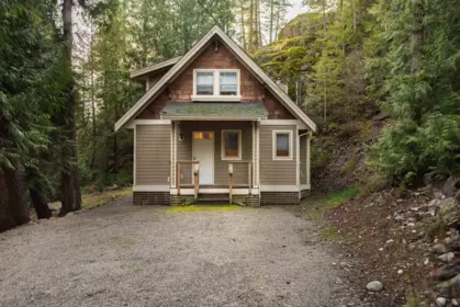 Mudroom Photo of 13489 Lee Road, Pender Harbour, BC