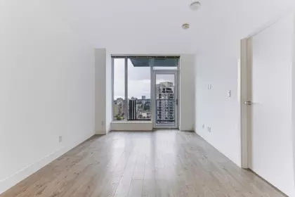 2301 7388 Kingsway, Burnaby, BC, Burnaby — Apartment/Condo for sale