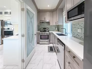 5626 Elizabeth Street, Vancouver, BC, Vancouver — Single Family Residence for sale