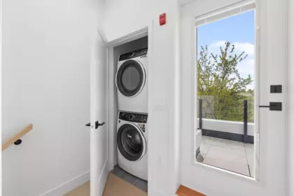 Hallway Photo of 202 2135 E Pender Street, Vancouver, BC